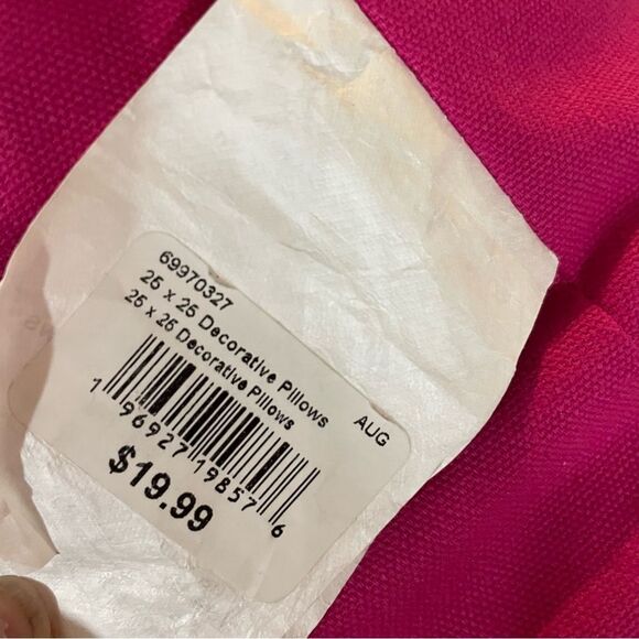 Set of Two Pink Decorative Pillows Large - Picture 2 of 2